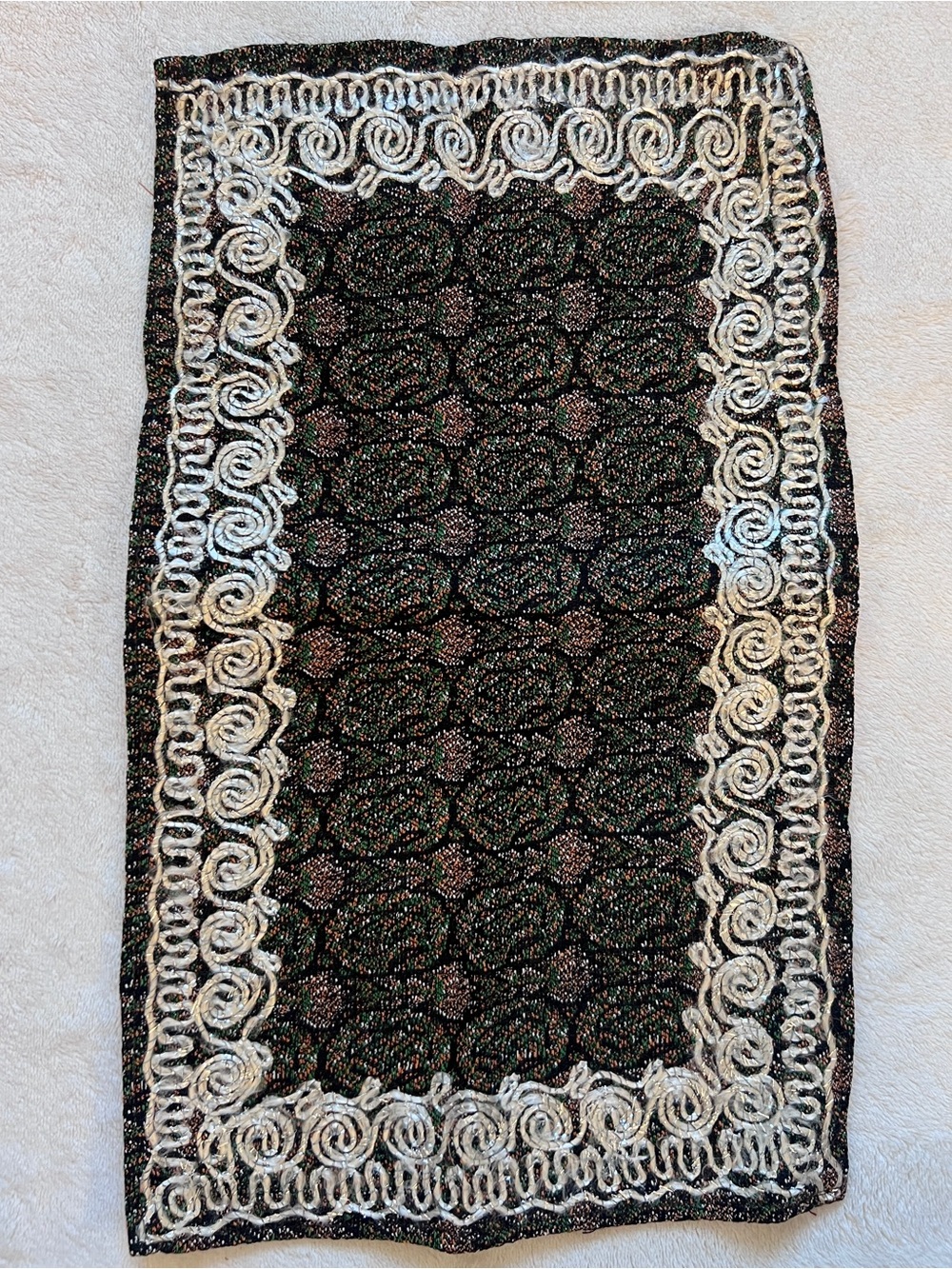 VINTAGE Embroidered Cloth Placemat